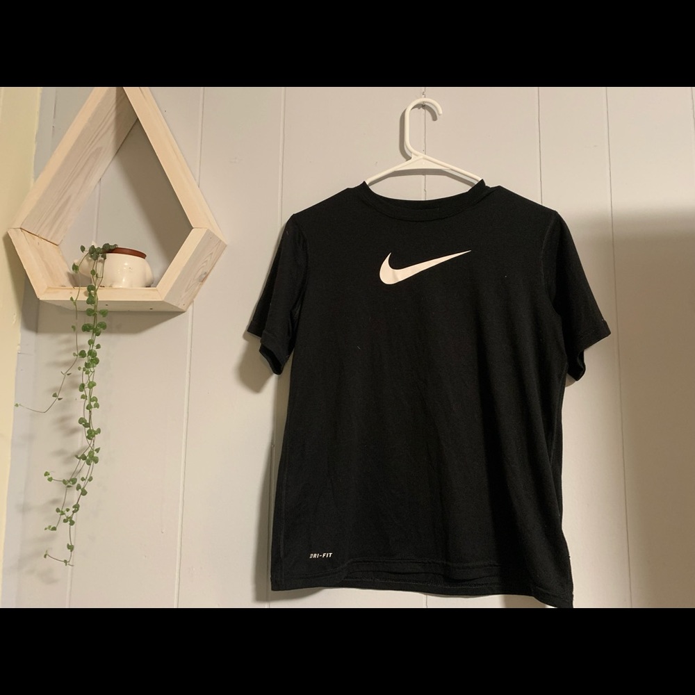 Nike dri fit t shirt